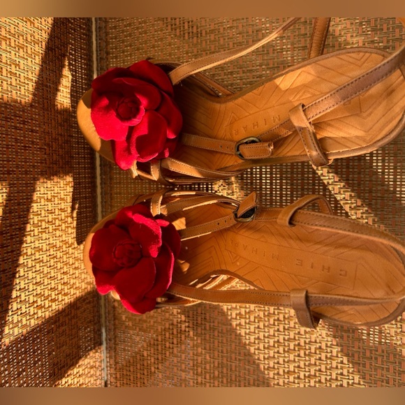 Chie Mihara  Spanish red flowers leather sandals NWT 8,5 (39) - Picture 12 of 15